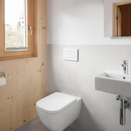 Haus Kienzerleweg بيت للعطل